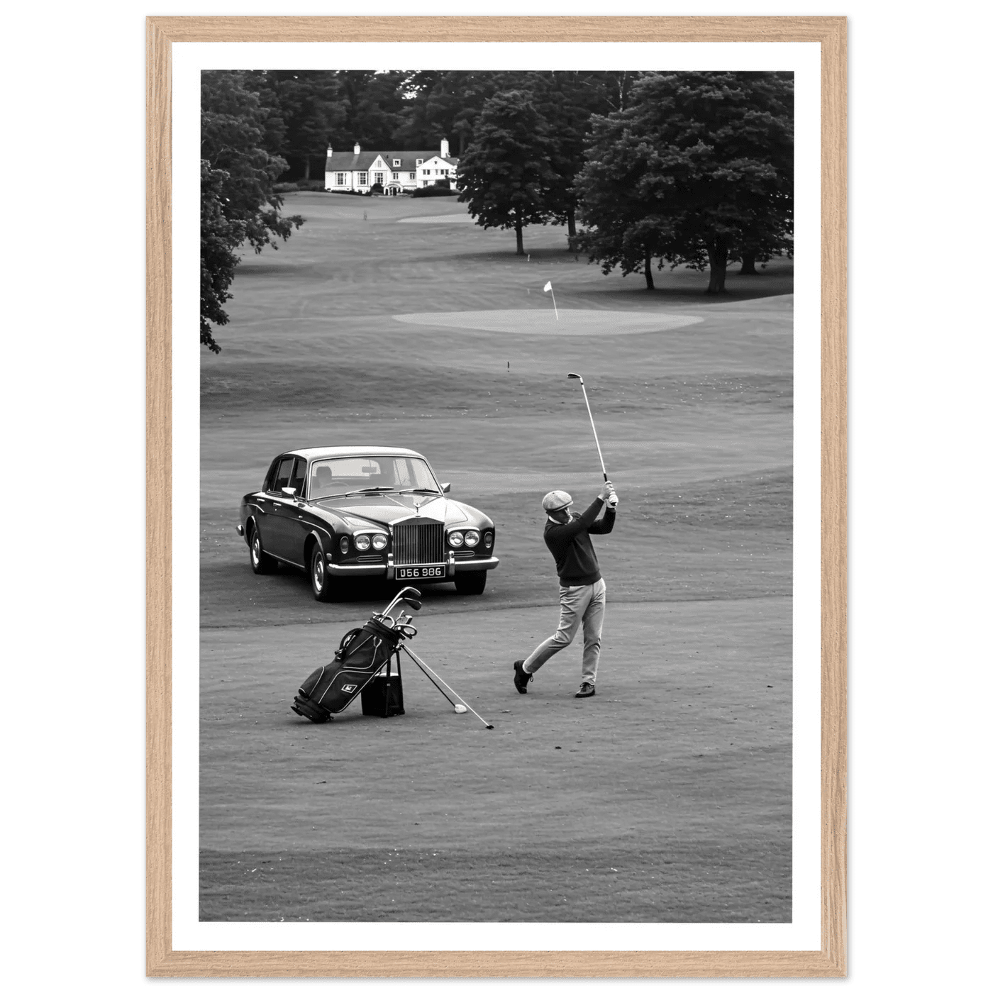 Luxury Golf Black and White Wall Art - The Trendy Art