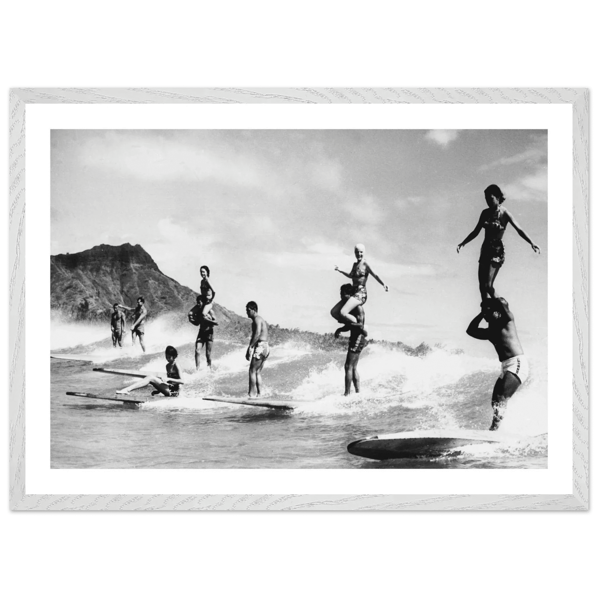 Old Hawaii Surf Black and White Wall Art - The Trendy Art