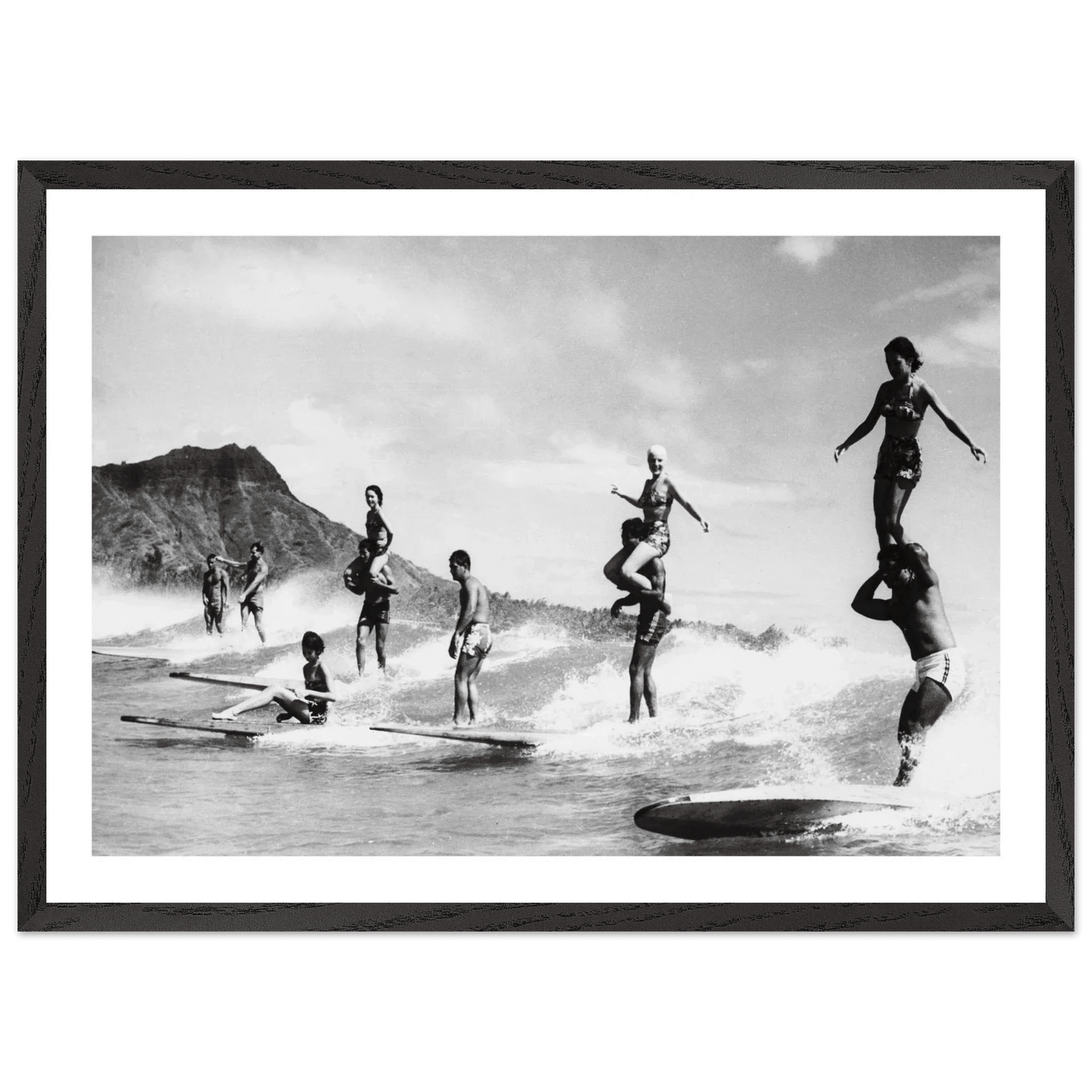 Old Hawaii Surf Black and White Wall Art - The Trendy Art