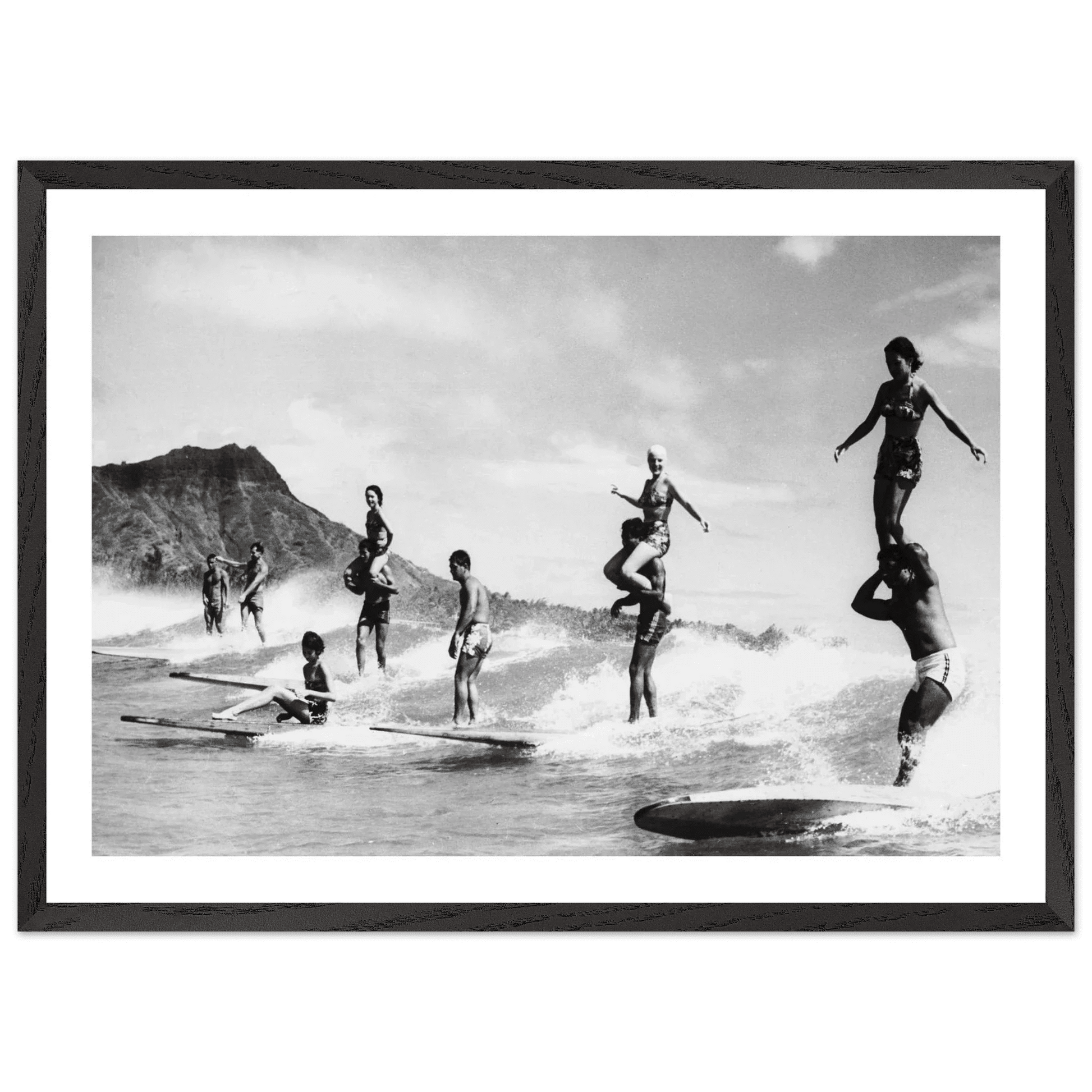 Old Hawaii Surf Black and White Wall Art - The Trendy Art