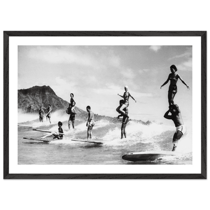Old Hawaii Surf Black and White Wall Art - The Trendy Art