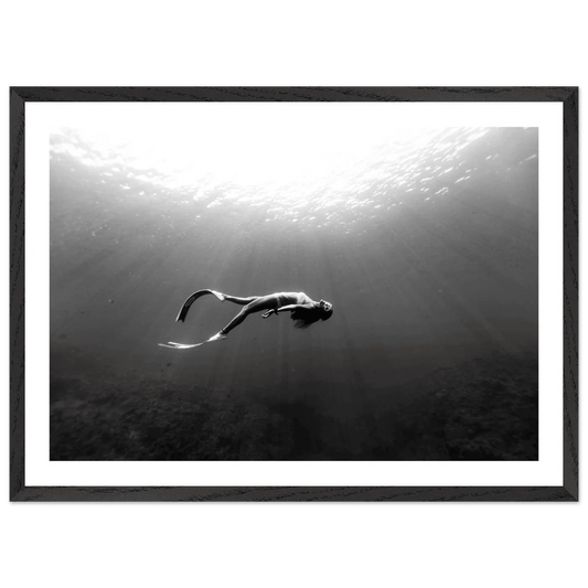 Underwater Freediving Black and White Wall Art - The Trendy Art