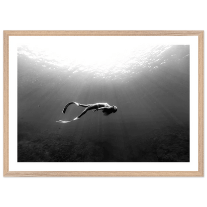 Underwater Freediving Black and White Wall Art - The Trendy Art