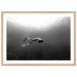 Underwater Freediving Black and White Wall Art - The Trendy Art