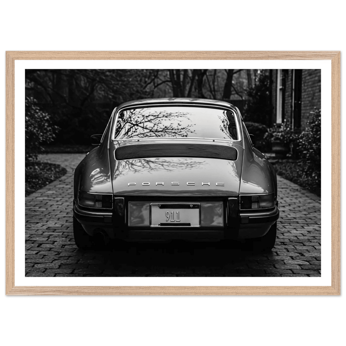 Vintage Porsche 911 Black and White Wall Art - The Trendy Art